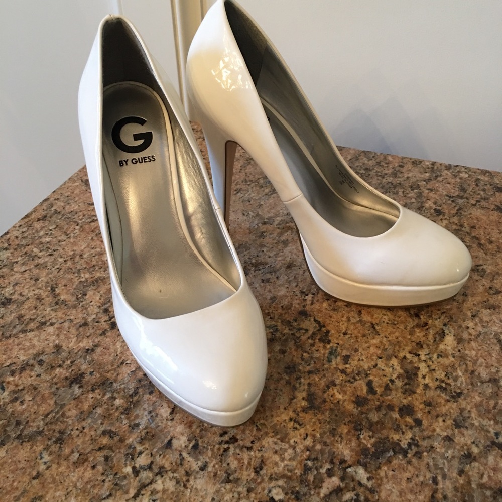 White G by Guess high heel shoes